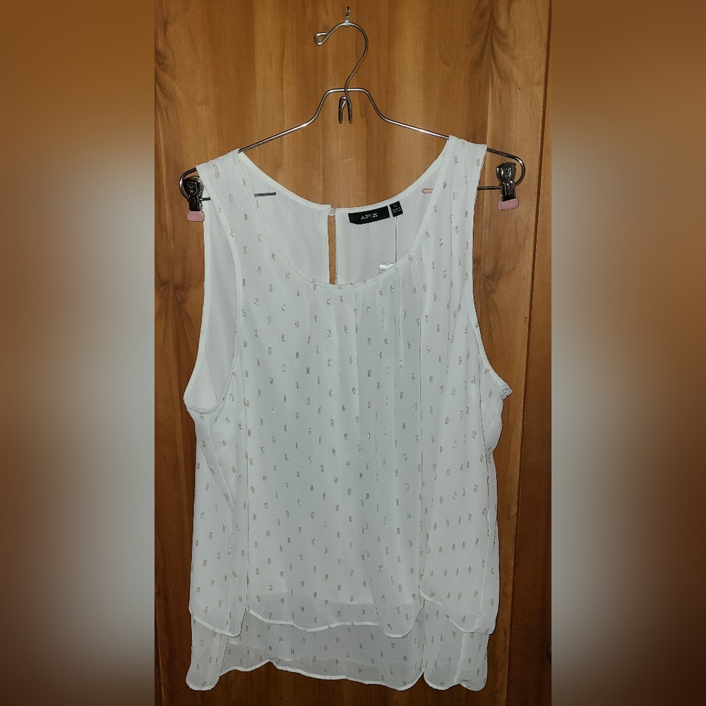NWT Apt 9 Sheer Blouse